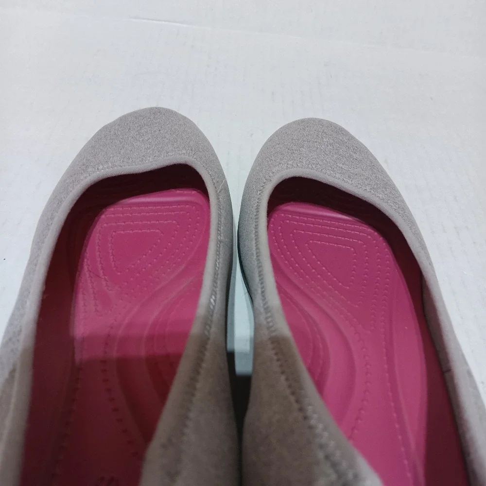 Crocs Busy Day Wedge Pumps Womens Size 10 Gray Pink Dual Comfort Slip On